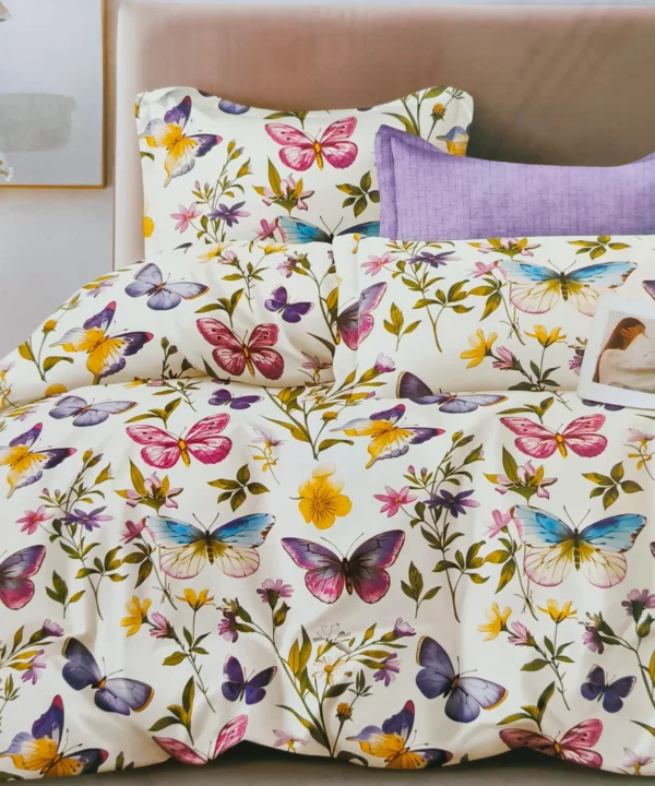 Dvigulės satino medvilnės patalynės komplektas 200×220 spalva – marga su raštu.