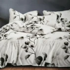 Dvigulės satino medvilnės patalynės komplektas 200x220 spalva– balta su lapais