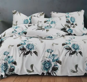 Dvigulės satino medvilnės patalynės komplektas 200x220 spalva– balta su gėlių raštu.