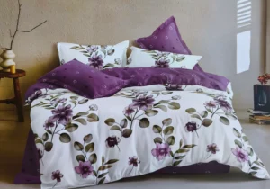 Dvigulės satino medvilnės patalynės komplektas 200×220 spalva – violetinė, balta su gėlėmis