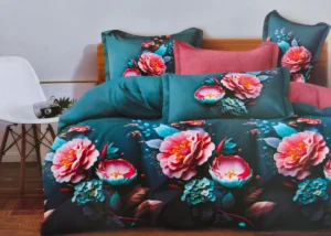 Dvigulės satino medvilnės patalynės komplektas 200×220 spalva – žalia, marga su raštu.