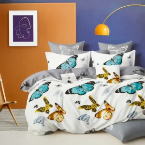Dvigulės 100% medvilnės patalynės komplektas 200x220 spalva – pilka, balta su drugeliais.