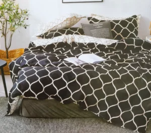Dvigulės 100% medvilnės patalynės komplektas 200x220 spalva– juoda su rastu.