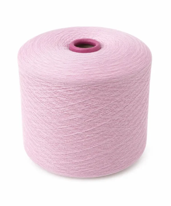 Bambuko siūlai rožiniai baby pink Bambuko siūlai mezgimui rožiniai 80% bambukas