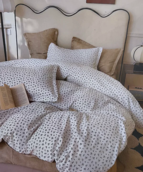 Patalynes komplektas medvilnes 160x200 baltas su raštu Patalynės komplektas 160x200 medvilnės baltos spalvos su raštu