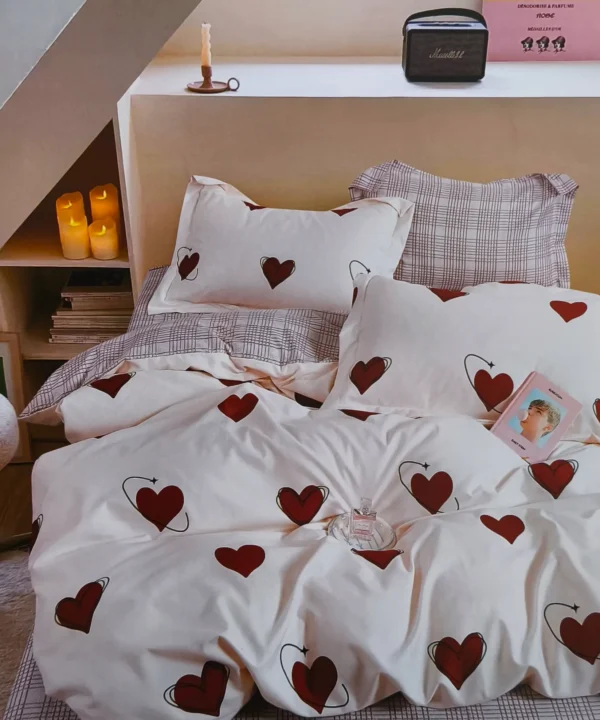 Patalynes komplektas medvilnes 160x200 šiltai balta su širdelėmis Patalynės komplektas 160x200 medvilnės šiltai baltos spalvos